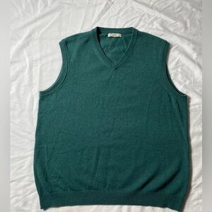 Woolovers Wool Cashmere Green V neck sweater vest men’s size XL
